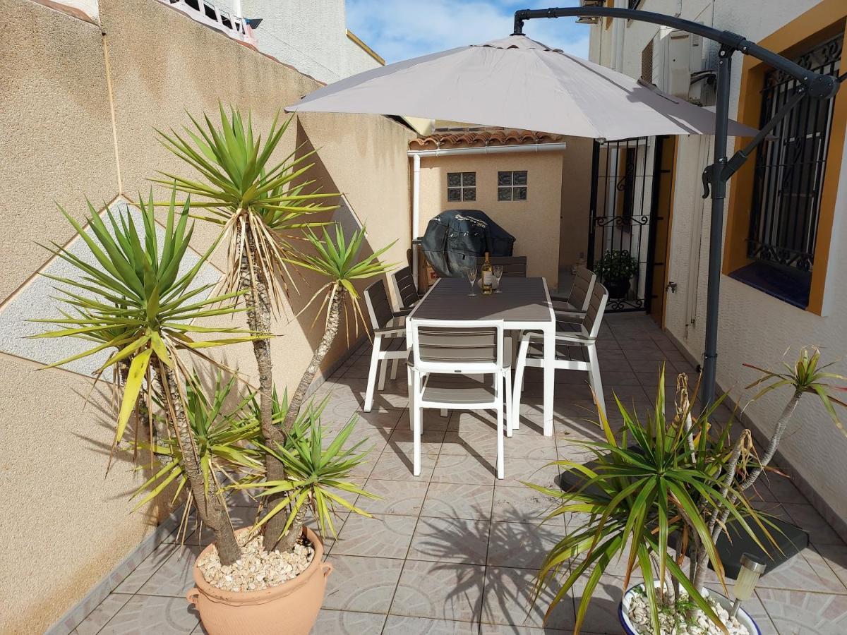 Villa Orihuela - Sleeps 6 - Pool - Parking - Petfriendly Exterior foto