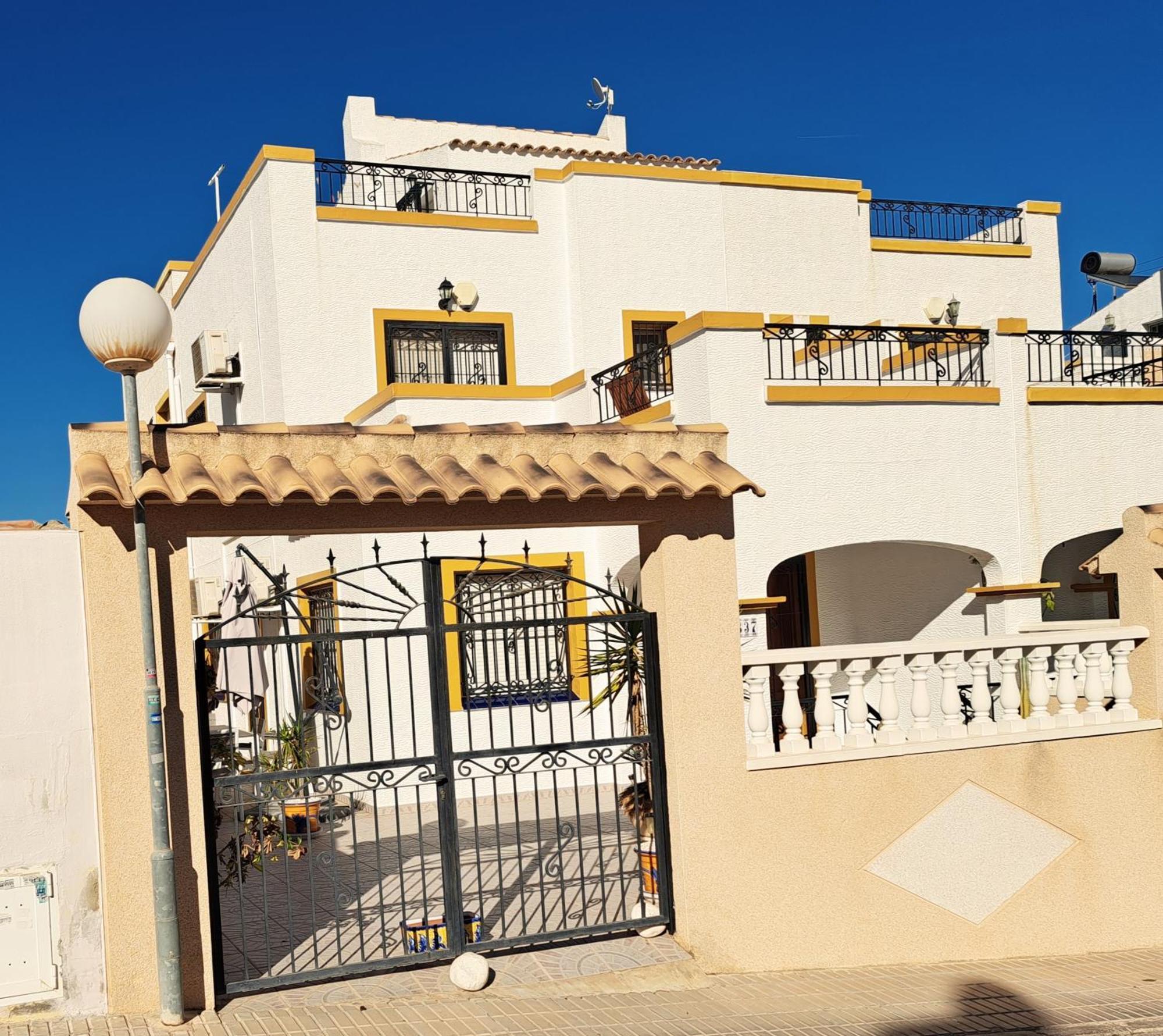 Villa Orihuela - Sleeps 6 - Pool - Parking - Petfriendly Exterior foto